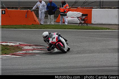 supersport_camus_001_fsbk_2012_magny_cours.jpg