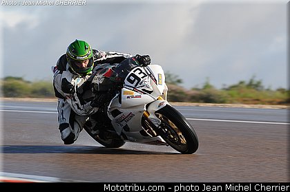 pirelli_rodrigues_01_fsbk_2012_dijon.jpg