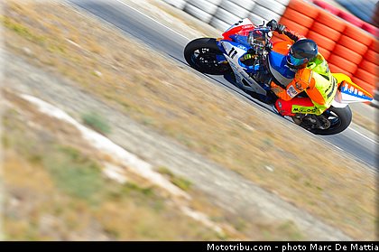 pirelli_600_dumont_002_fsbk_2012_ledenon_2.jpg