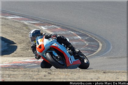 pirelli_600_felga_001_fsbk_2012_ledenon_2.jpg