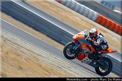 pirelli_600_remy_g_001_fsbk_2012_ledenon_2.jpg