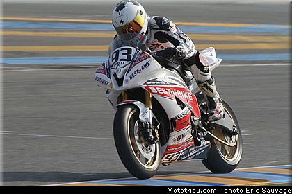 pirelli_08_fsbk_2012_le_mans_roulage.jpg