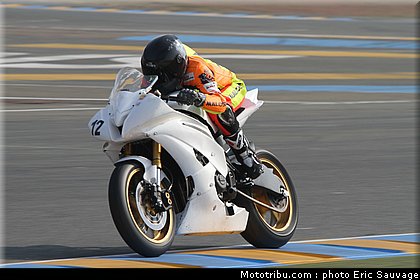 pirelli_09_fsbk_2012_le_mans_roulage.jpg