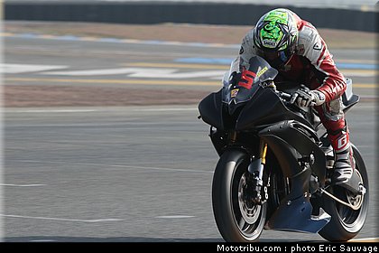 pirelli_16_fsbk_2012_le_mans_roulage.jpg