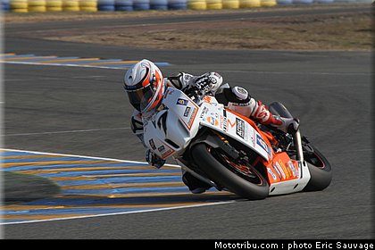 pirelli_19_fsbk_2012_le_mans_roulage.jpg
