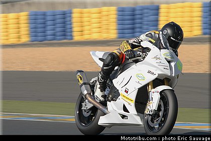 sbk_supersport_09_fsbk_2012_le_mans_roulage.jpg