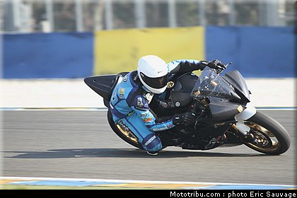 sbk_supersport_20_fsbk_2012_le_mans_roulage.jpg
