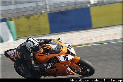sbk_supersport_31_fsbk_2012_le_mans_roulage.jpg