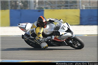 sbk_supersport_35_fsbk_2012_le_mans_roulage.jpg