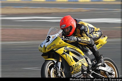 sbk_supersport_59_fsbk_2012_le_mans_roulage.jpg