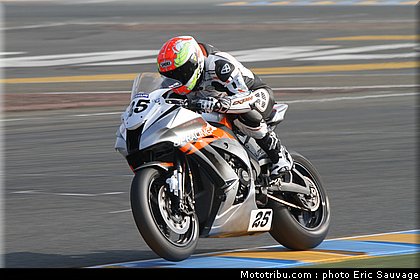 sbk_supersport_60_fsbk_2012_le_mans_roulage.jpg