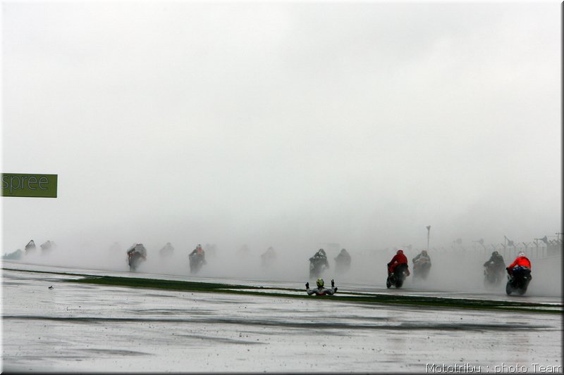 0225-025silverstone1-silverstone2007