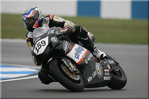 0083-010bussei1-donington2007.jpg