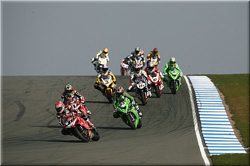 0099-026sbk-donington003-donington2007.jpg