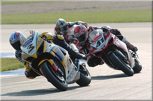 0106-033sbk-donington010-donington2007.jpg