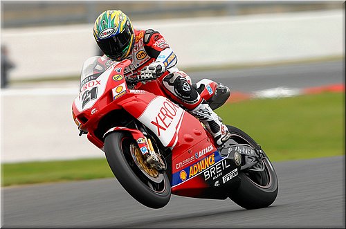 0360-002bayliss2-magnycours2007.jpg