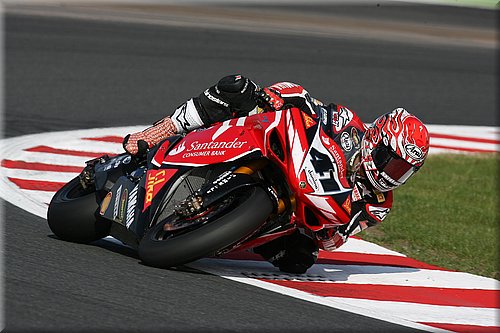 0365-007haga1-magnycours2007.jpg