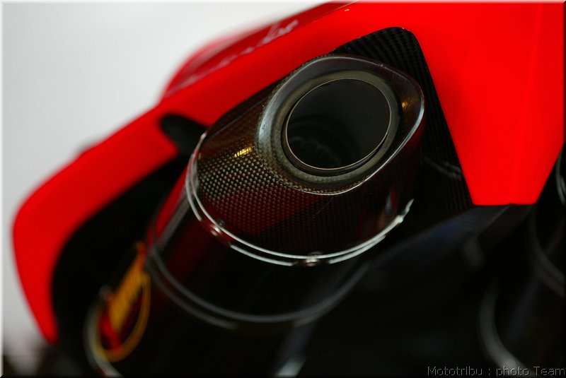 0134-silverstone2007-005