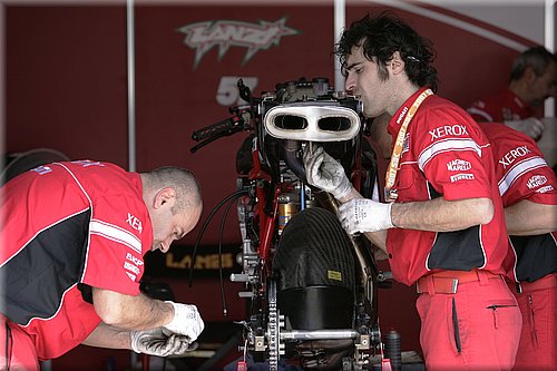 0041-qatar2007-041.jpg