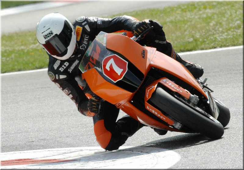 MOTO 