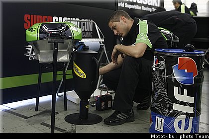 sbk_kawasaki_5.jpg