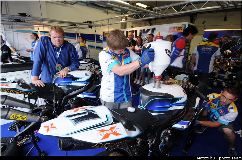 sbk_suzuki_4