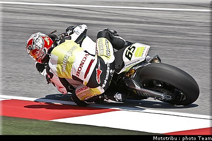 sbk_rea_02.jpg