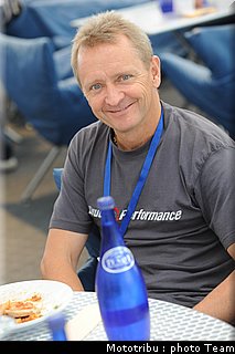 sbk_suzuki_1.jpg