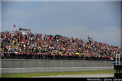 paddock_circuit_misano2009_023.JPG
