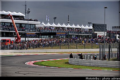 paddock_circuit_misano2009_024.JPG