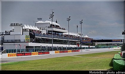 paddock_circuit_misano2009_025.JPG