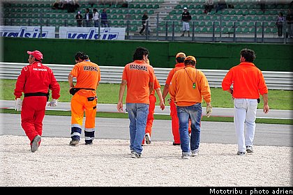 paddock_circuit_misano2009_026.JPG