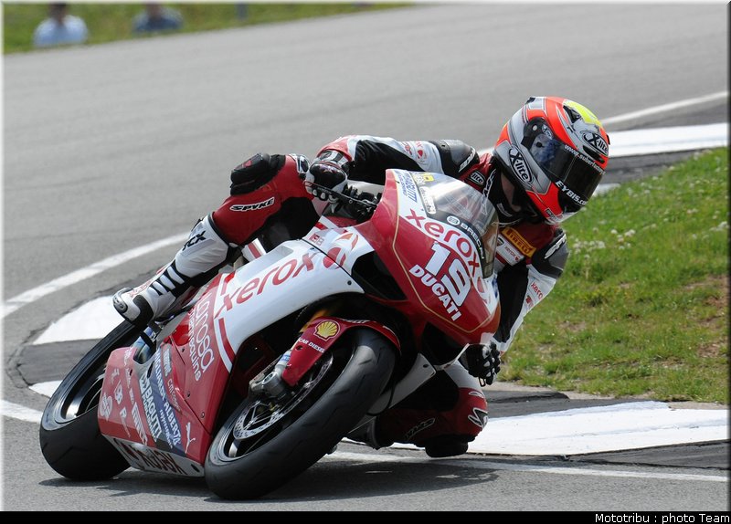 superstock1000_simeon_2_donington2009