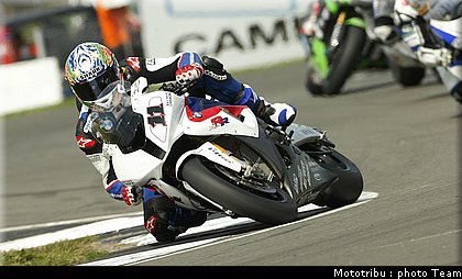 superbike_corser_4_donington2009.jpg