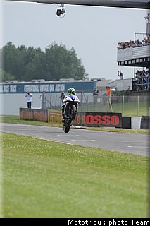 supersport_crutchlow_6_donington2009.jpg