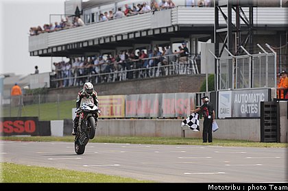 supersport_mccoy_4_donington2009.jpg