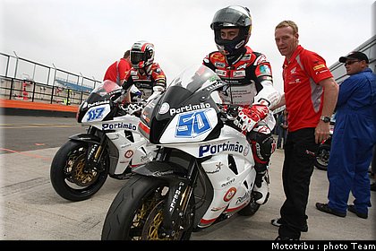 supersport_parkalgar_5_donington2009.jpg