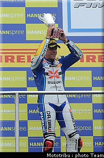 superstock1000_corti_08_donington2009.jpg