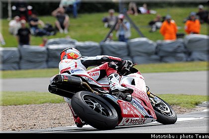 superstock1000_simeon_1_donington2009.jpg