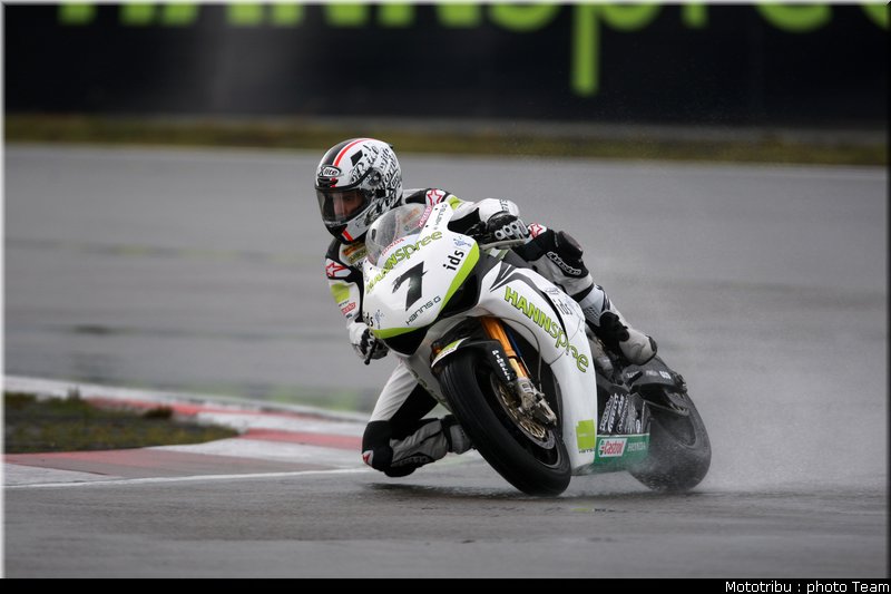 sbk_checa_01_nurburgring_allemagne_2009