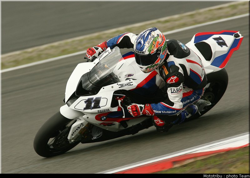 sbk_corser_4_nurburgring_allemagne_2009