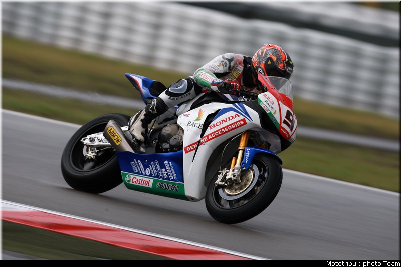 sbk_kyionari_02_nurburgring_allemagne_2009