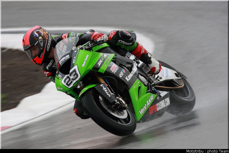 sbk_parkes_02_nurburgring_allemagne_2009