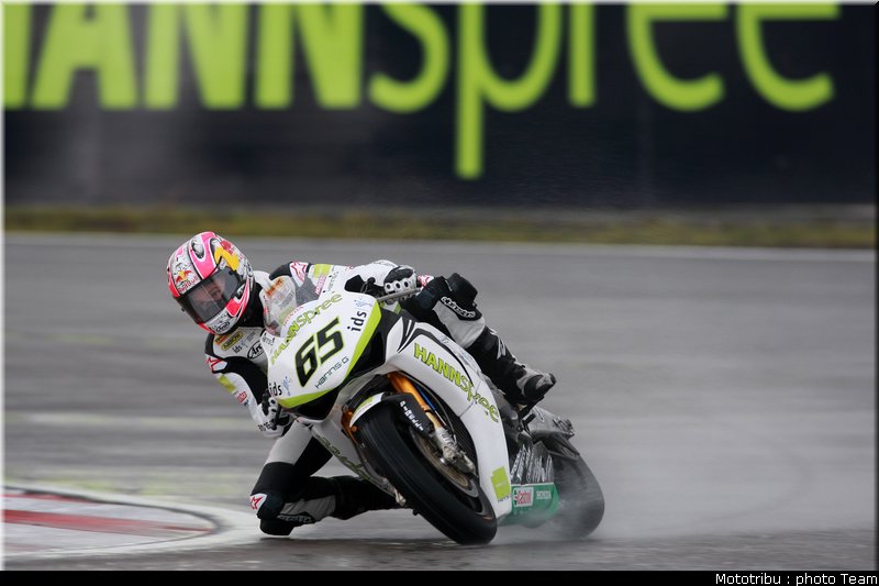 sbk_rea_06_nurburgring_allemagne_2009