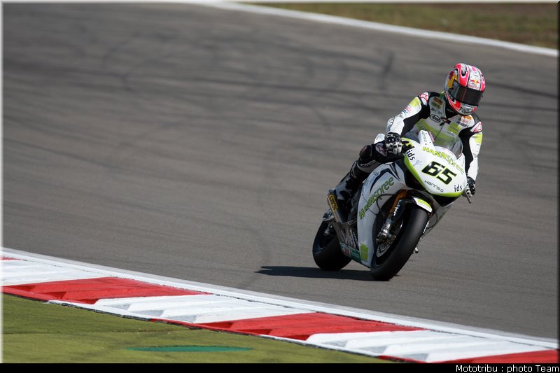 sbk_rea_13_nurburgring_allemagne_2009