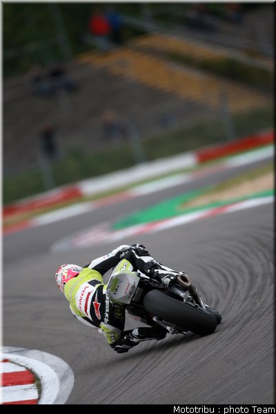 sbk_rea_23_nurburgring_allemagne_2009