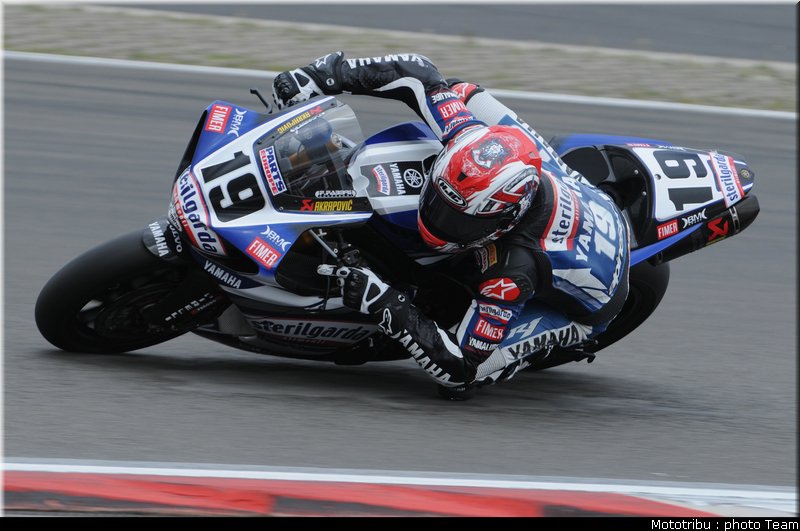 sbk_spies_09_nurburgring_allemagne_2009