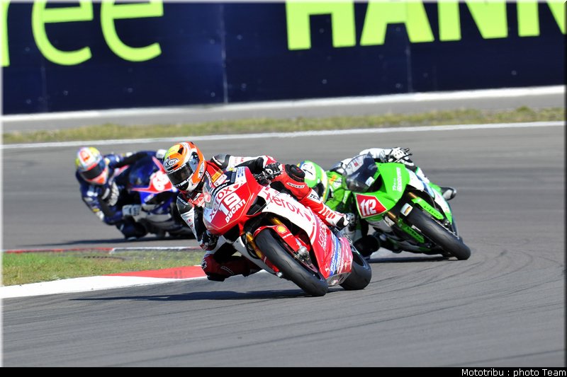 stk1000_4_nurburgring_allemagne_2009