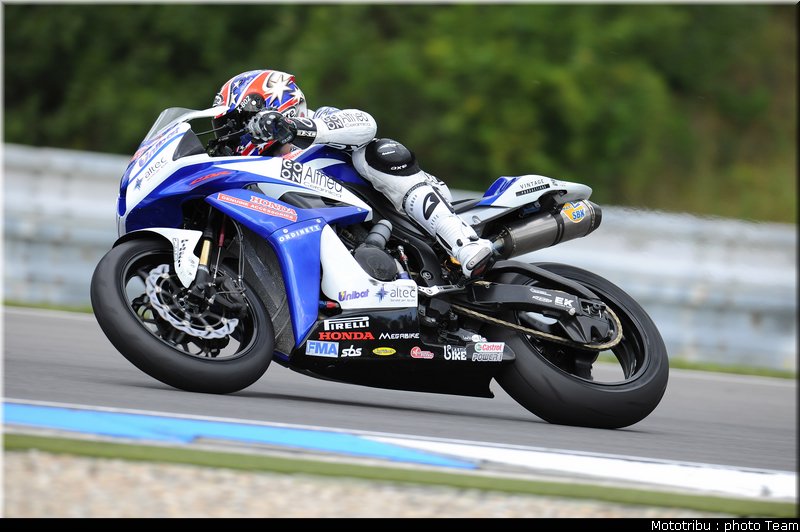supersport_aitchinson_1_nurburgring_allemagne_2009