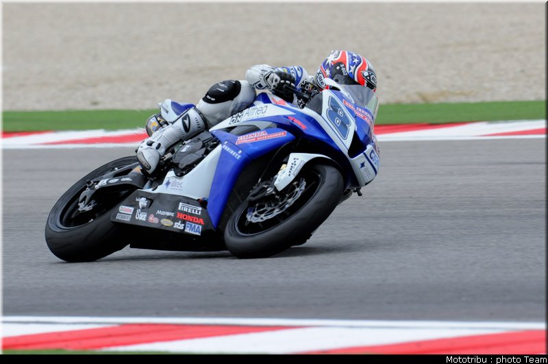 supersport_aitchinson_2_nurburgring_allemagne_2009